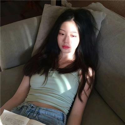 两个爱人和一只熊
